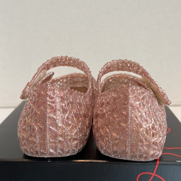 Mini Melissa - Picture 4 of 9